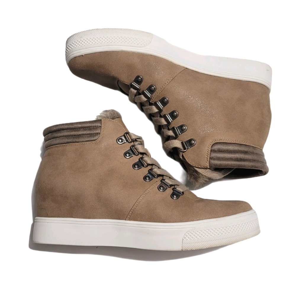 MADELINE girl Womens Yolo Tan Suede Wedge Sneaker